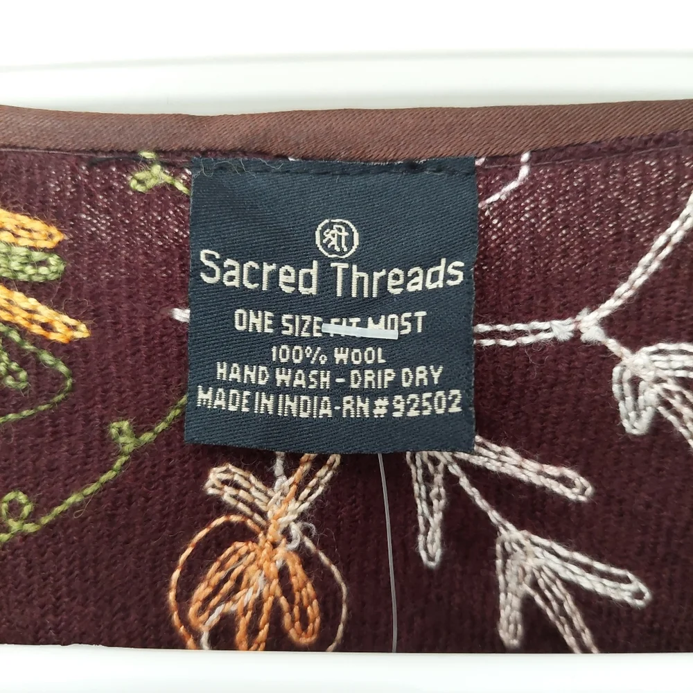 Sacred Threads 100% Wool Embroidered Poncho with Fringe Floral NWT - Picture 3 of 6